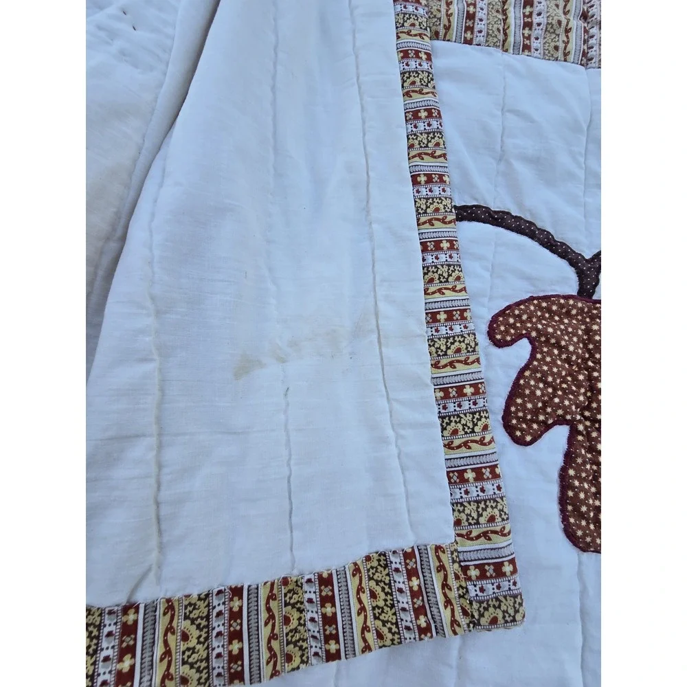 Vintage Handmade Oak Leaf Acorn Quilt White Brown Rust Cotton Bedspread 96x80